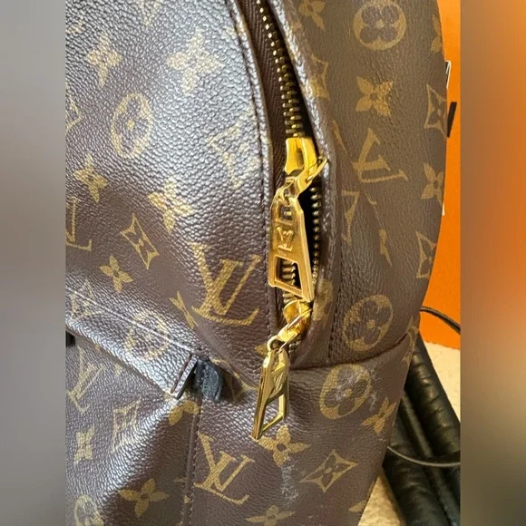 🔥🔥100% Authentic Louis Vuitton Monogram Classic Backpack Palm Springs MM 🔥🔥 - Picture 11 of 16